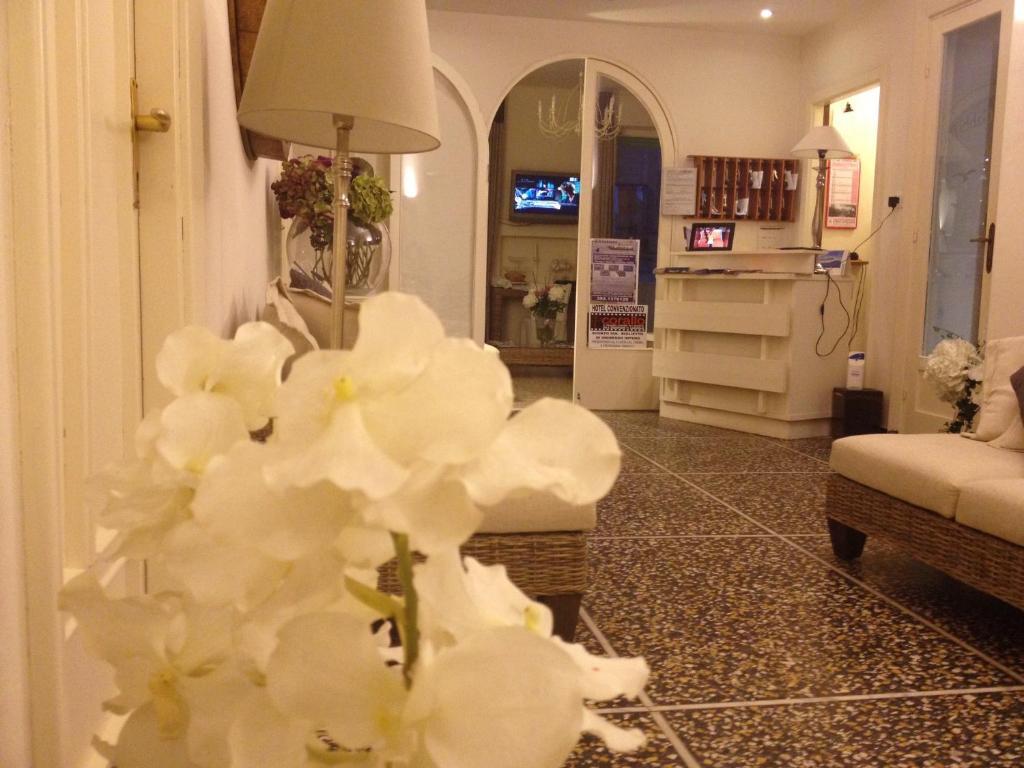 Hotel Gabbiano Alassio Kültér fotó